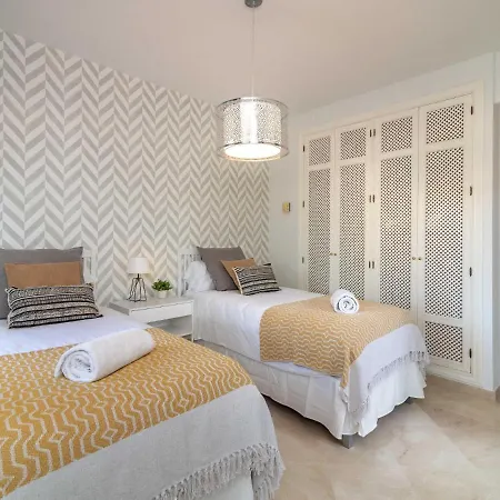 Vacation Marbella: Beachfront Retreat With Puerto Banus Access * Marbella